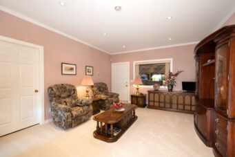 4228 Rockridge Crescent